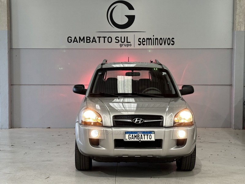 tucson 2.0 gl 2wd 16v gasolina 4p manual 2010 bento goncalves