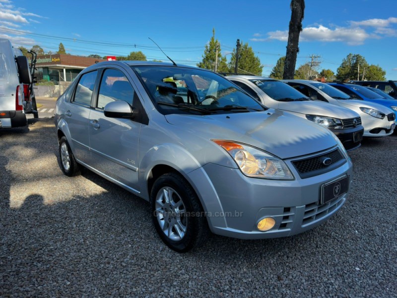 FIESTA 1.6 MPI CLASS SEDAN 8V FLEX 4P MANUAL - 2010 - CANELA