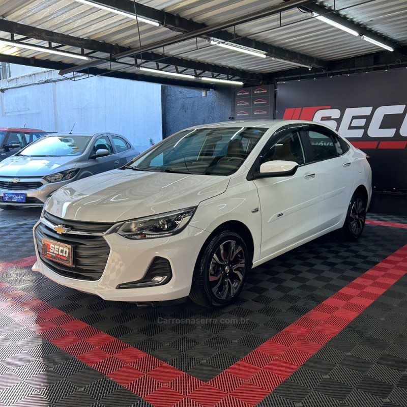 ONIX 1.0	PREMIER PLUS 12V TURBO FLEX 4P AUTOMÁTICO