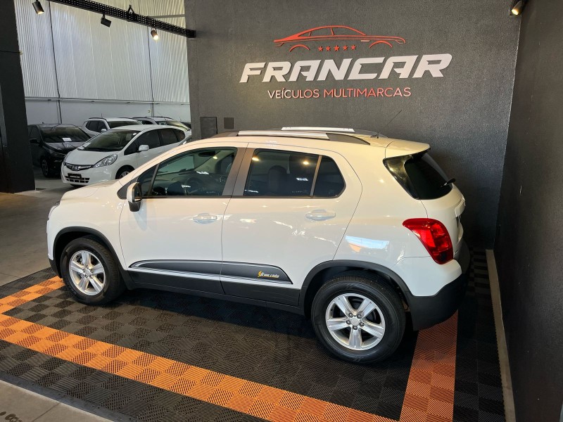 TRACKER 1.8 MPFI FREERIDE 4X2 16V FLEX 4P MANUAL - 2014 - ANTôNIO PRADO