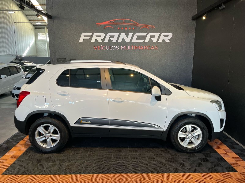 TRACKER 1.8 MPFI FREERIDE 4X2 16V FLEX 4P MANUAL - 2014 - ANTôNIO PRADO