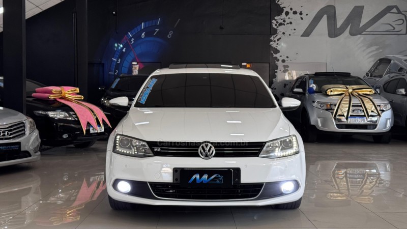 JETTA 2.0 TSI HIGHLINE 211CV GASOLINA 4P TIPTRONIC - 2013 - ESTâNCIA VELHA
