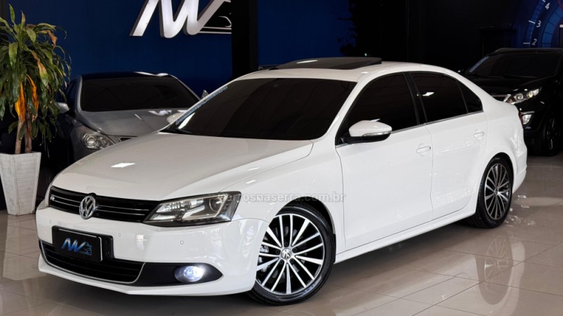 jetta 2.0 tsi highline 211cv gasolina 4p tiptronic 2013 estancia velha