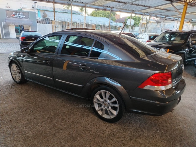 VECTRA 2.4 MPFI ELITE 16V FLEX 4P AUTOMÁTICO - 2006 - CAXIAS DO SUL