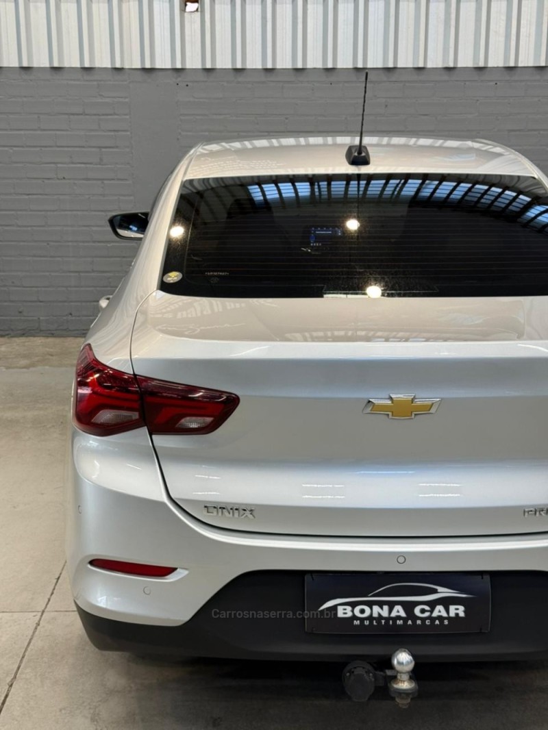 ONIX 1.0	PREMIER PLUS 12V TURBO FLEX 4P AUTOMÁTICO - 2020 - CAXIAS DO SUL