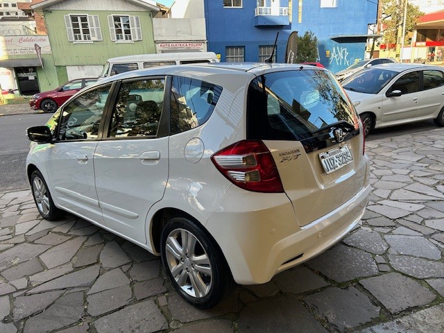 FIT 1.5 EX 16V FLEX 4P AUTOMÁTICO - 2014 - CAXIAS DO SUL