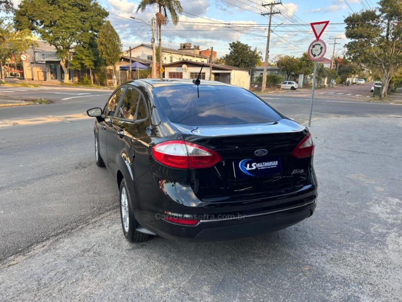 FIESTA 1.6 SE SEDAN 16V FLEX 4P MANUAL - 2016 - VENâNCIO AIRES