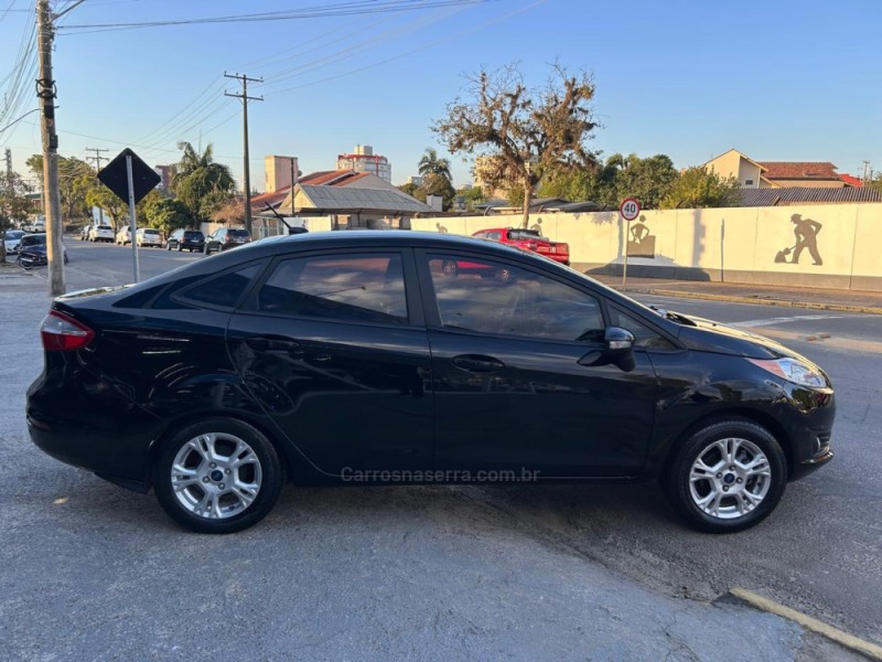 FIESTA 1.6 SE SEDAN 16V FLEX 4P MANUAL - 2016 - VENâNCIO AIRES