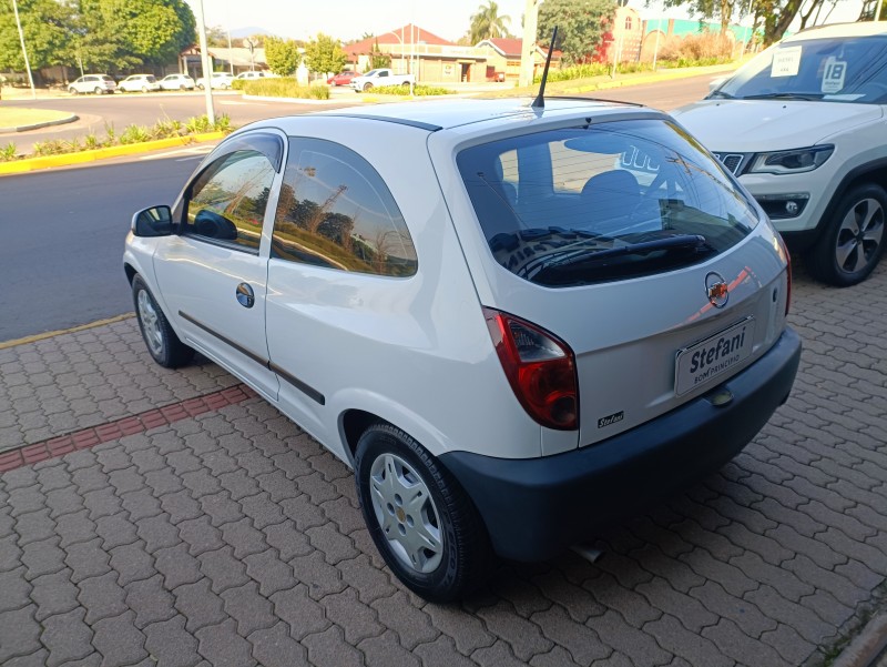CELTA 1.0 MPFI LIFE 8V FLEX 2P MANUAL - 2008 - BOM PRINCíPIO