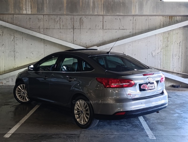 FOCUS 2.0 TITANIUM PLUS SEDAN 16V FLEX 4P AUTOMÁTICO - 2016 - CAXIAS DO SUL