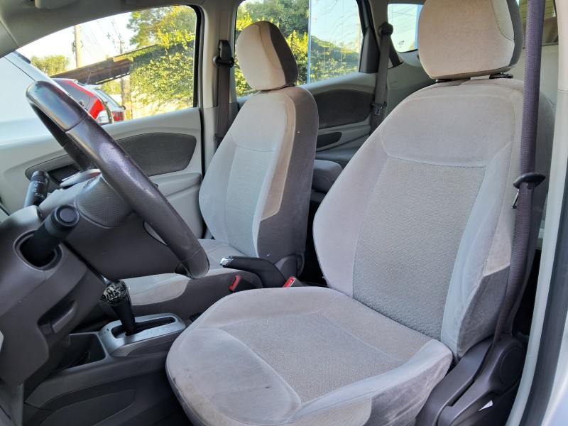 SPIN 1.8 LTZ 8V FLEX 4P AUTOMÁTICO - 2015 - SãO SEBASTIãO DO CAí