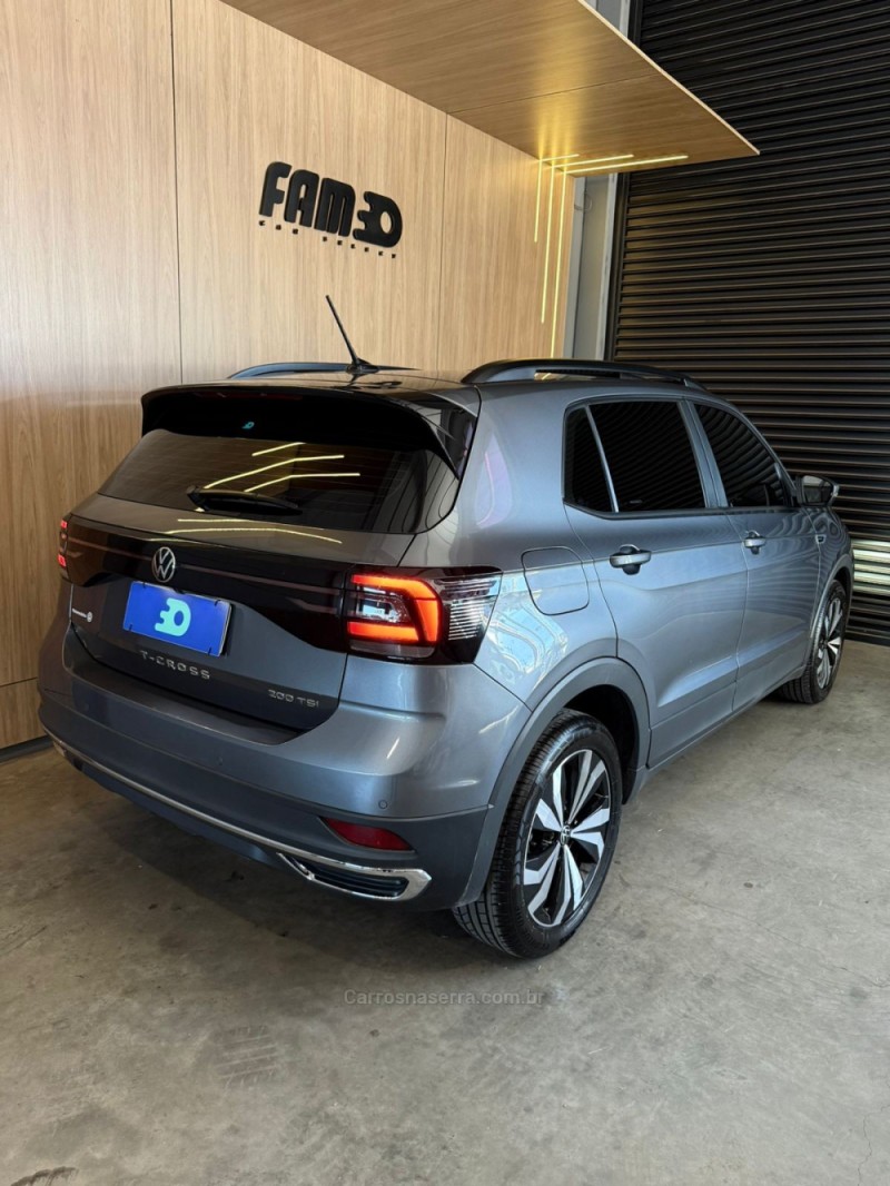 T-CROSS 1.0 COMFORTLINE TSI FLEX 4P AUTOMÁTICO - 2022 - LAJEADO
