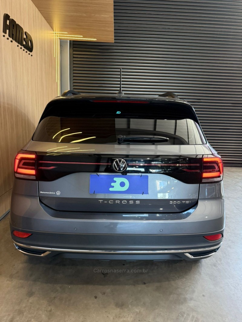 T-CROSS 1.0 COMFORTLINE TSI FLEX 4P AUTOMÁTICO - 2022 - LAJEADO