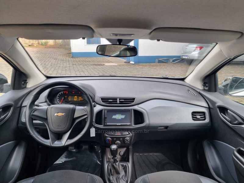 ONIX 1.0 JOY BLACK 8V FLEX 4P MANUAL - 2020 - VACARIA
