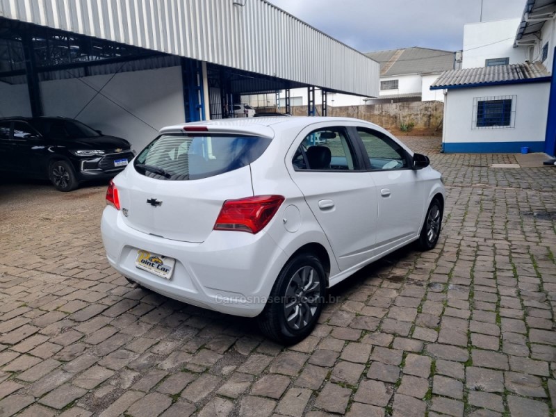 ONIX 1.0 JOY BLACK 8V FLEX 4P MANUAL - 2020 - VACARIA