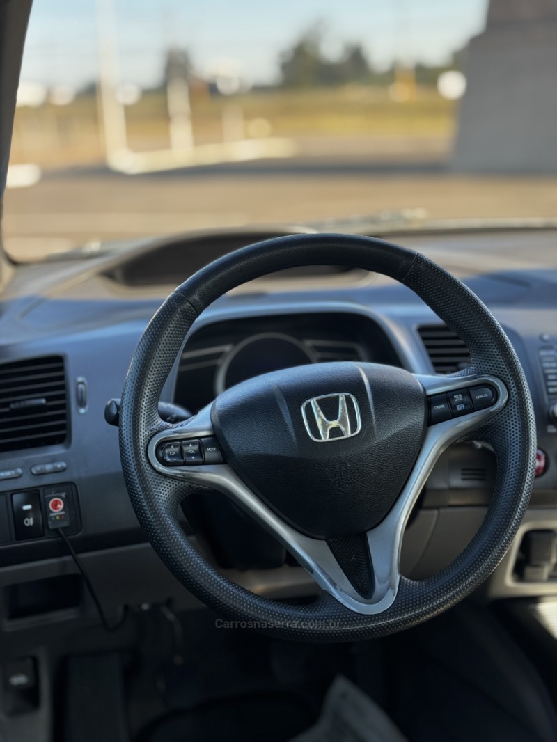 CIVIC 1.8 LXL 16V FLEX 4P MANUAL - 2011 - SANTA CRUZ DO SUL
