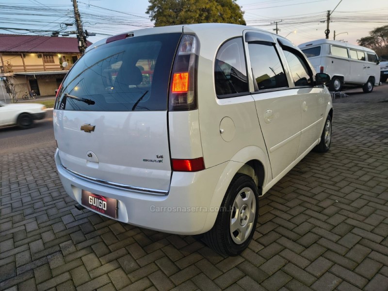 MERIVA 1.4 MPFI MAXX 8V ECONO.FLEX 4P MANUAL - 2011 - NOVO HAMBURGO