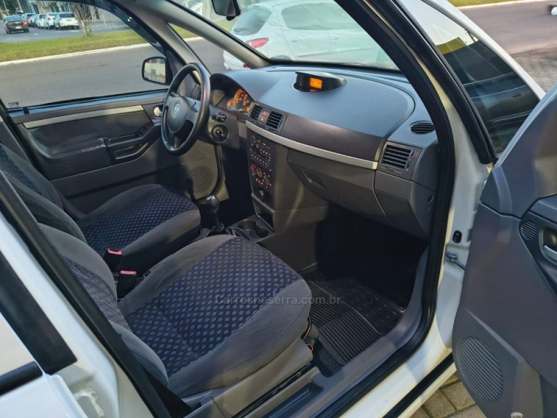 MERIVA 1.4 MPFI MAXX 8V ECONO.FLEX 4P MANUAL - 2011 - NOVO HAMBURGO