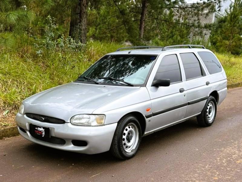 ESCORT 1.8 SW GLX 16V GASOLINA 4P MANUAL - 2002 - SãO SEBASTIãO DO CAí