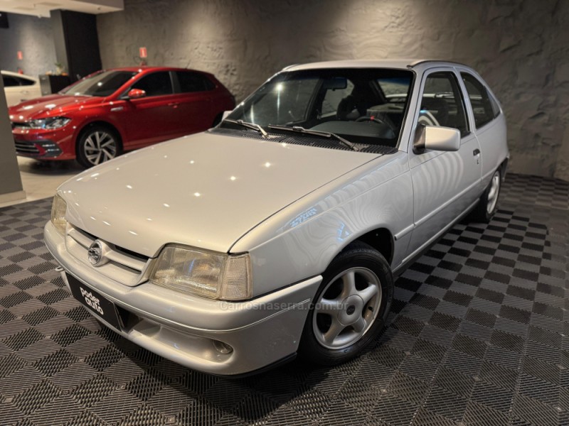 KADETT 2.0 MPFI GLS 8V GASOLINA 2P MANUAL - 1998 - FARROUPILHA