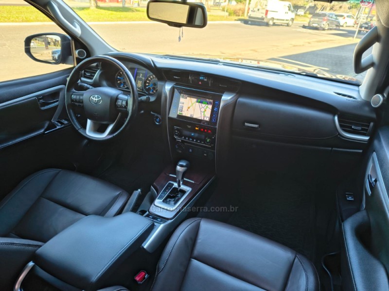 HILUX SW4 2.8 SRX 4X4 16V TURBO INTERCOOLER DIESEL 4P AUTOMÁTICO - 2019 - NOVO HAMBURGO