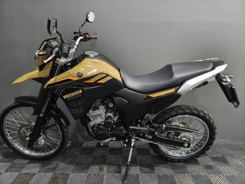 XTZ 250 LANDER - 2024 - NOVO HAMBURGO