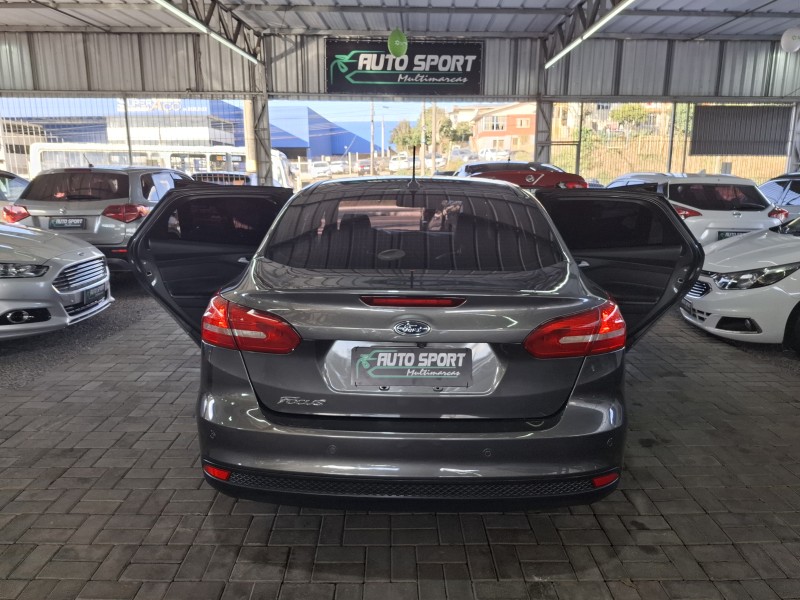 FOCUS 2.0 SE SEDAN 16V FLEX 4P AUTOMÁTICO - 2018 - CAXIAS DO SUL