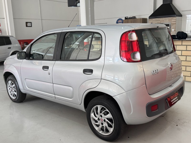 UNO 1.0 EVO VIVACE 8V FLEX 4P MANUAL - 2014 - CAXIAS DO SUL