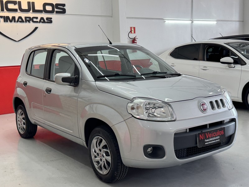 UNO 1.0 EVO VIVACE 8V FLEX 4P MANUAL - 2014 - CAXIAS DO SUL