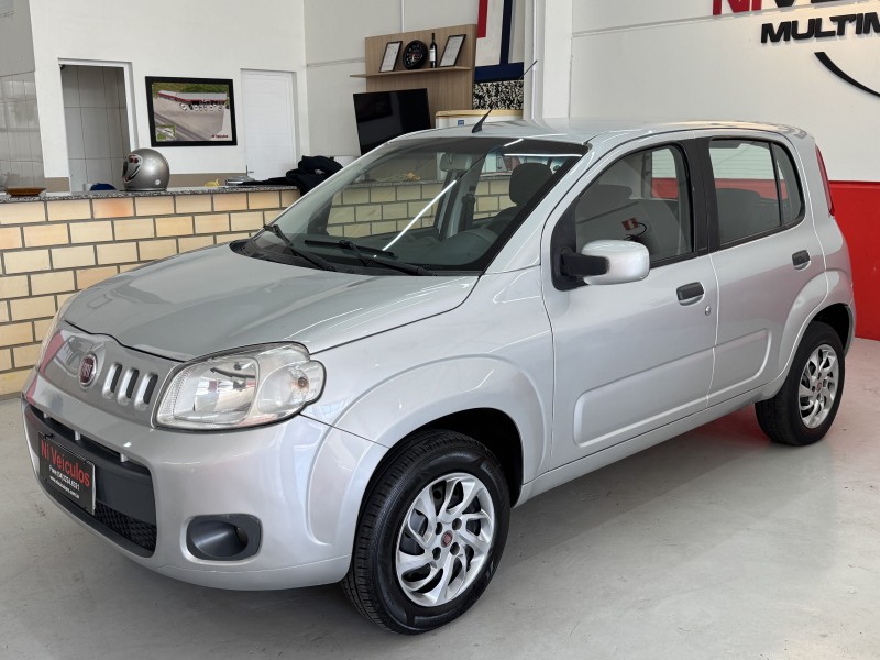 UNO 1.0 EVO VIVACE 8V FLEX 4P MANUAL - 2014 - CAXIAS DO SUL