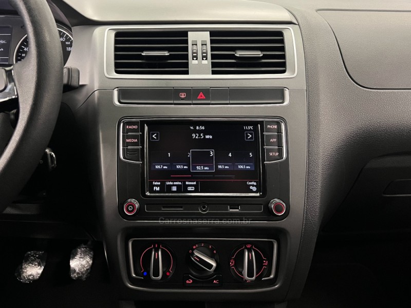 FOX 1.6 MSI XTREME 8V FLEX 4P MANUAL - 2019 - FLORES DA CUNHA