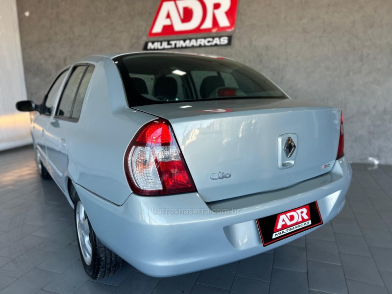 CLIO 1.6 PRIVILÉGE 16V FLEX 4P MANUAL - 2009 - CAXIAS DO SUL