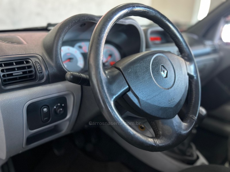 CLIO 1.6 PRIVILÉGE 16V FLEX 4P MANUAL - 2009 - CAXIAS DO SUL