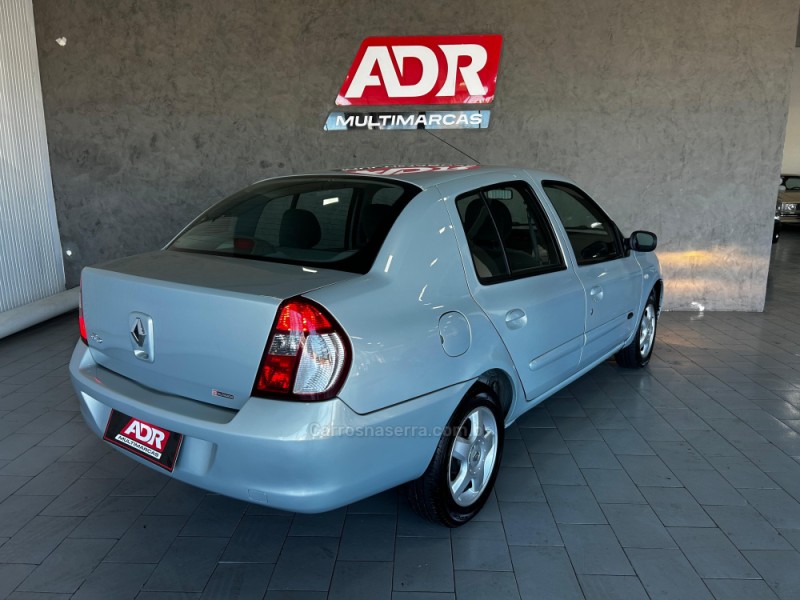 CLIO 1.6 PRIVILÉGE 16V FLEX 4P MANUAL - 2009 - CAXIAS DO SUL