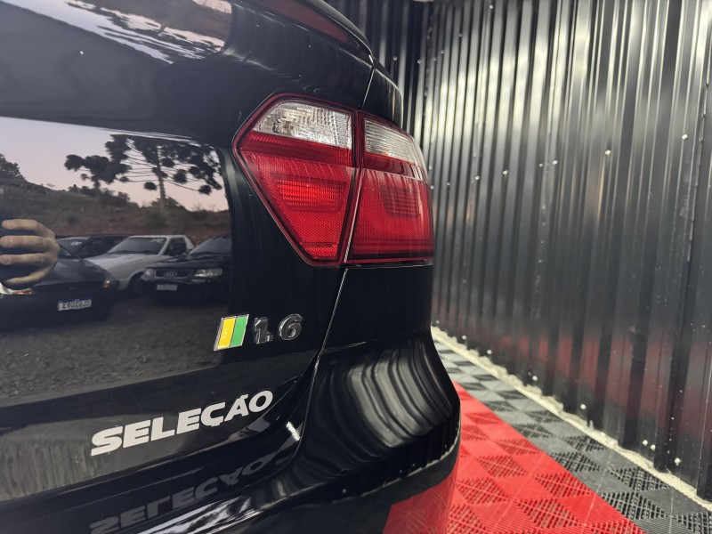 VOYAGE 1.6 MI SELEÇÃO 8V FLEX 4P MANUAL - 2014 - CAXIAS DO SUL