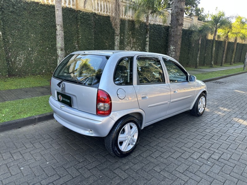 CORSA 1.0 MPFI MILENIUM 8V GASOLINA 4P MANUAL - 2002 - CAXIAS DO SUL
