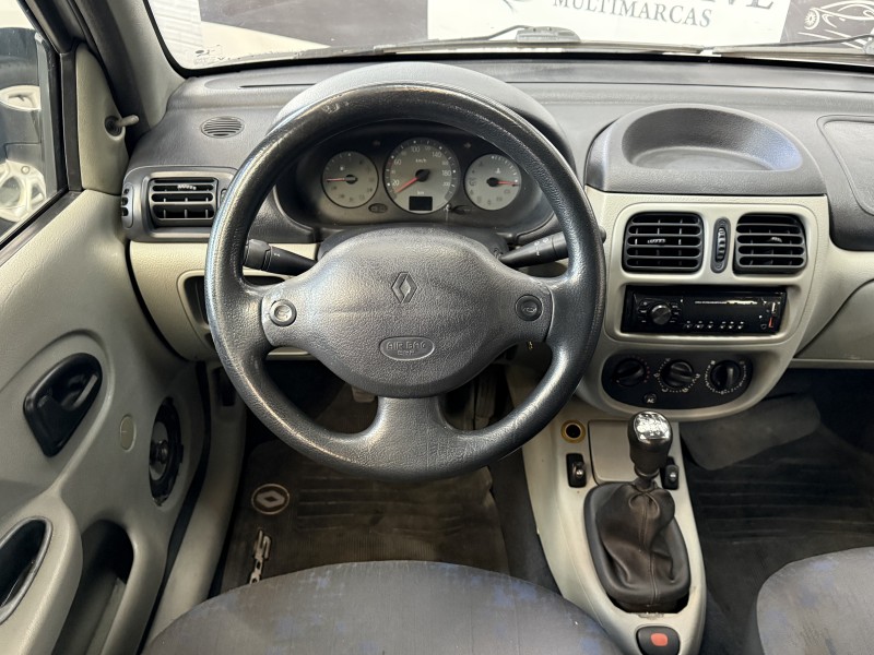 CLIO 1.0 AUTHENTIQUE 16V FLEX 4P MANUAL - 2006 - CAXIAS DO SUL