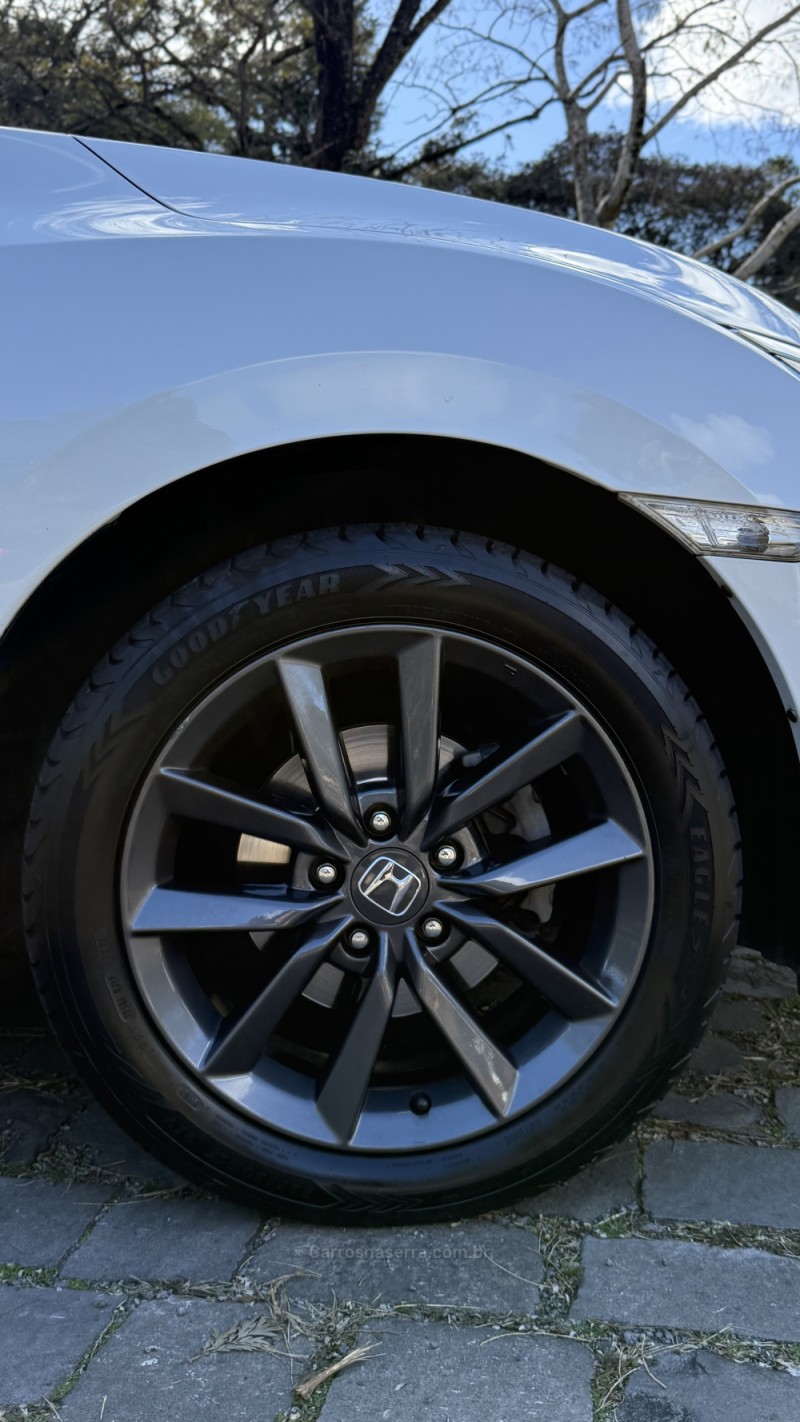 CIVIC 2.0 EXL 16V FLEX 4P AUTOMÁTICO - 2021 - FARROUPILHA