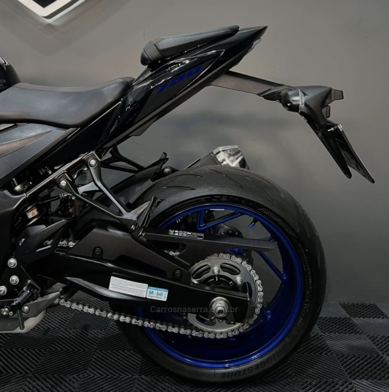 GSXS 750 AZ - 2024 - NOVO HAMBURGO