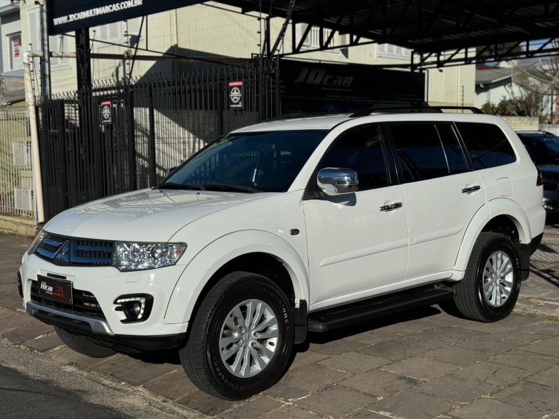 PAJERO DAKAR 3.2 HPE 4X4 7 LUGARES 16V TURBO INTERCOOLER DIESEL 4P AUTOMÁTICO - 2015 - CAXIAS DO SUL