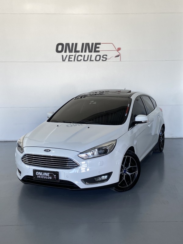 focus 2.0 titanium plus hatch 16v flex 4p auto 2016 farroupilha
