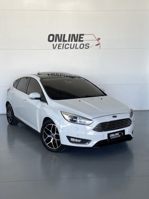 FOCUS 2.0 TITANIUM PLUS HATCH 16V FLEX 4P AUTO - 2016 - FARROUPILHA