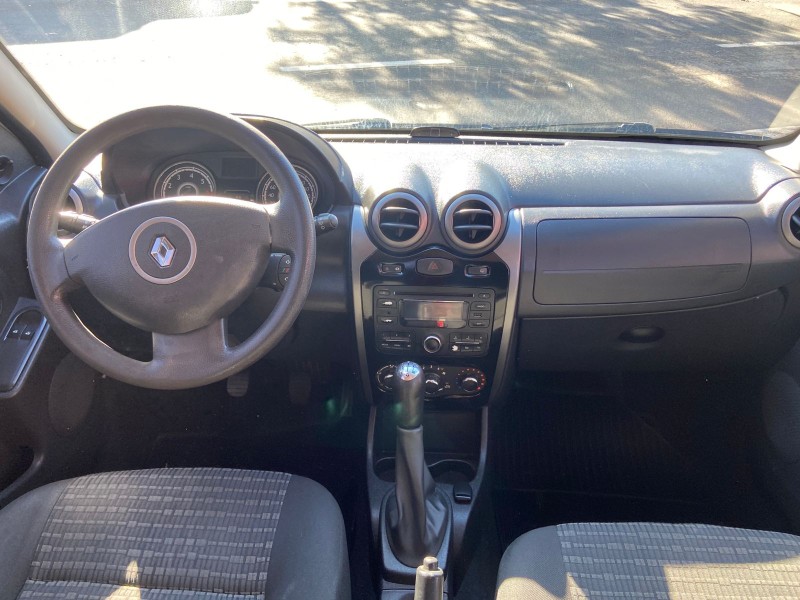 SANDERO 1.0 EXPRESSION 16V FLEX 4P MANUAL - 2014 - CAXIAS DO SUL