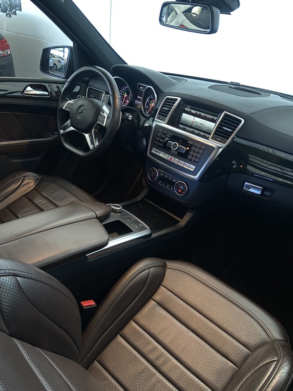 ML 63 AMG 5.5 V8 32V BITURBO GASOLINA 4P AUTOMÁTICO - 2014 - FARROUPILHA