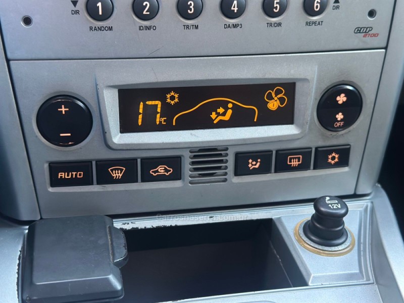 VECTRA 2.0 MPFI ELEGANCE 8V FLEX 4P AUTOMÁTICO - 2011 - TUPANDI