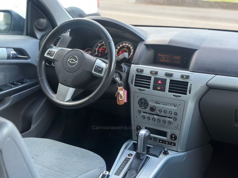 VECTRA 2.0 MPFI ELEGANCE 8V FLEX 4P AUTOMÁTICO - 2011 - TUPANDI