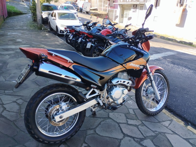 NX4 FALCON 
