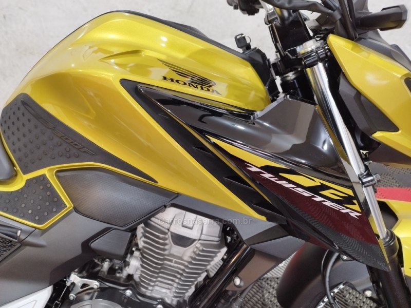 CB 300F TWISTER ABS - 2023 - NOVO HAMBURGO