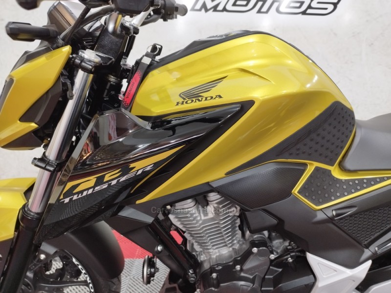 CB 300F TWISTER ABS - 2023 - NOVO HAMBURGO