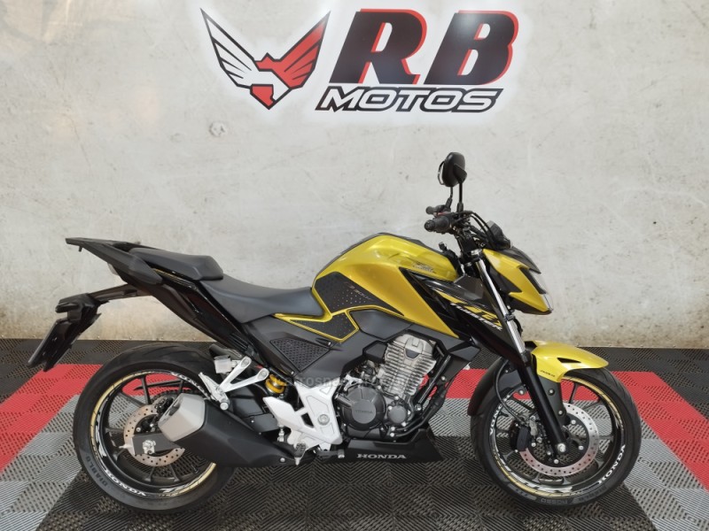 cb 300f twister abs 2023 novo hamburgo